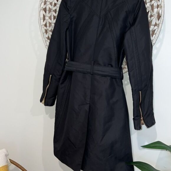 Andrew Marc navy blue and gold woman’s trench coat size small like brand new - Picture 7 of 9